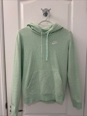 Nike Women’s Mint Green Crewneck Hoodie